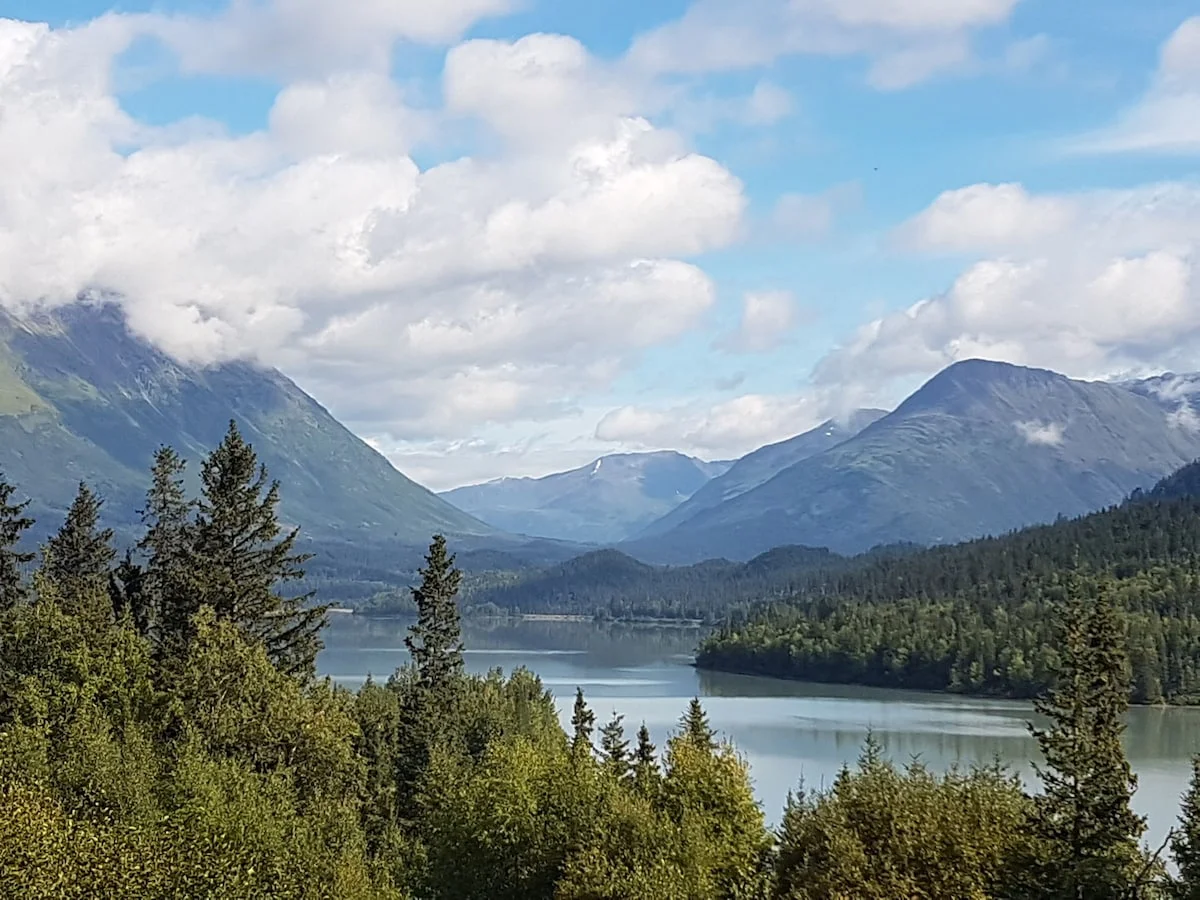 Eagles Aerie Chalet - Upper Trasil Lake