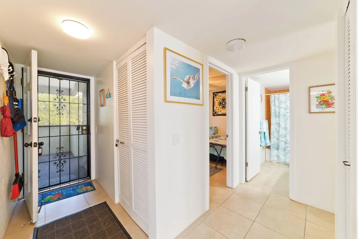 Kona White Sands Village Condo - Interior