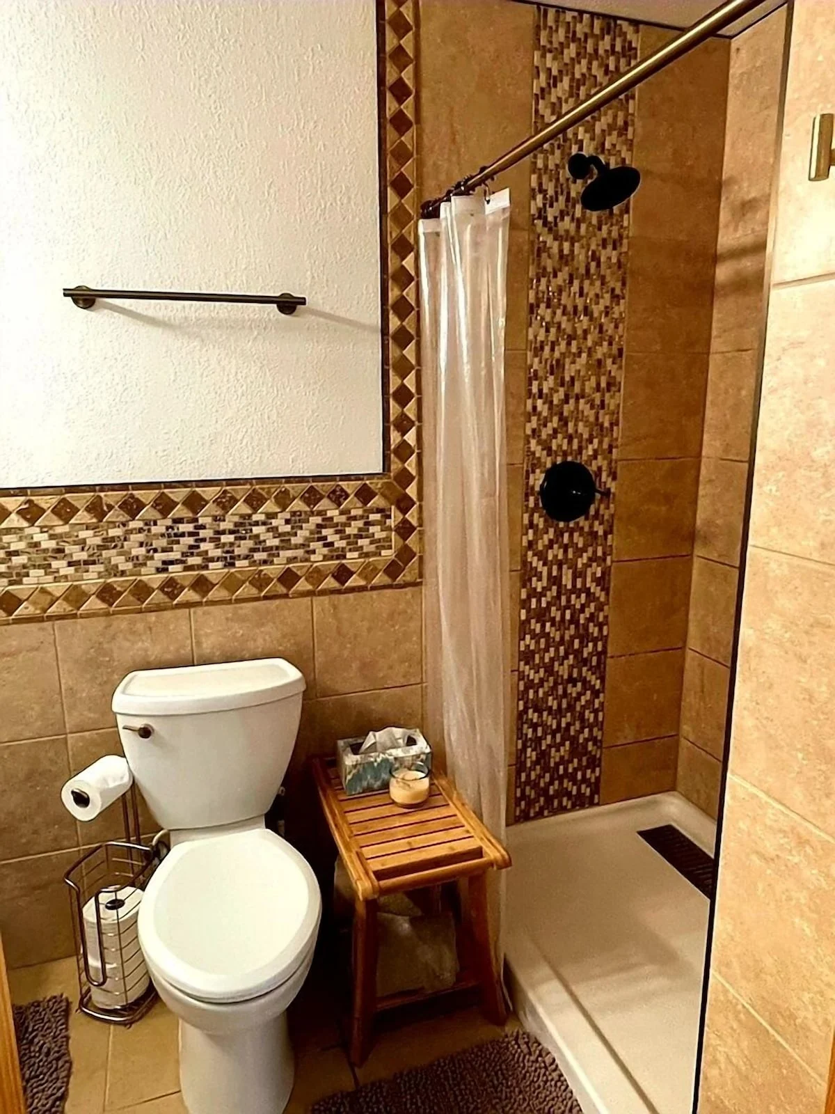 Stellar Jay Chalet - 1st Level Walk In Shower